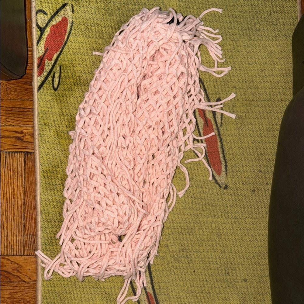 2Bebe Soft Pink Knit Scarf